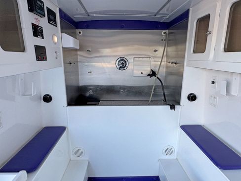 Used 2023 Mercedes-Benz Sprinter 3500 w/ Acoustic Package image 50