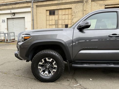 Used 2020 Toyota Tacoma TRD Off-Road w/ Blackout Package image 16