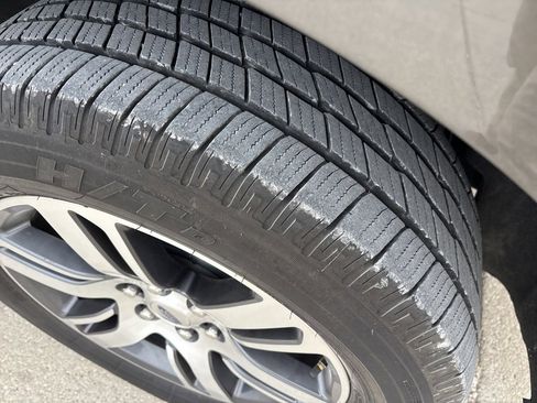 Used 2020 Ford Expedition Limited image 6