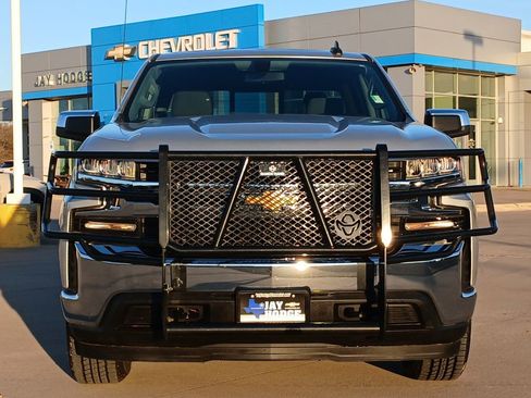 Used 2019 Chevrolet Silverado 1500 LT w/ Texas Edition image 32