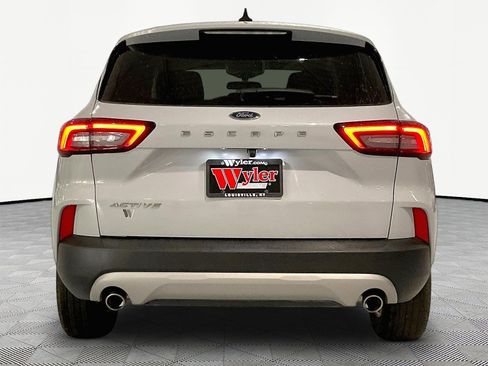 Used 2025 Ford Escape Active FWD image 5