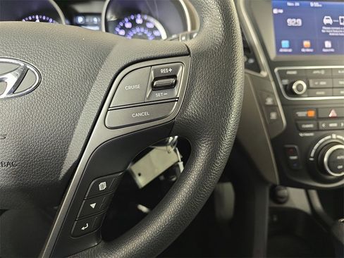 Used 2017 Hyundai Santa Fe Sport image 20