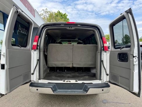 Used 2013 Chevrolet Express 3500 LT w/ LT Preferred Equipment Group RWD image 20