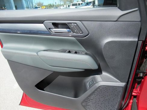 New 2026 GMC Terrain AT4 w/ Convenience Package III AWD/4WD image 18