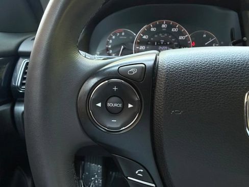 Used 2015 Honda Accord Sport image 18