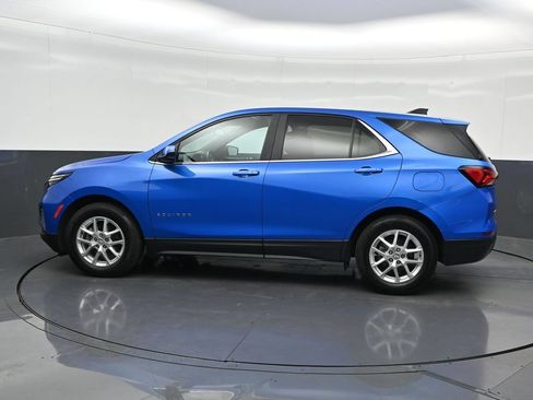 Used 2024 Chevrolet Equinox LT FWD image 2