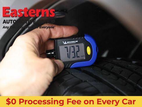 Used 2023 Jeep Renegade Limited AWD/4WD image 27