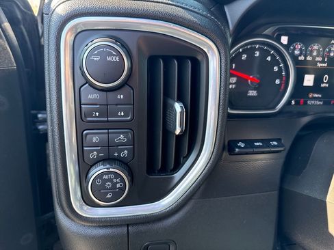Certified 2021 Chevrolet Silverado 1500 LTZ w/ Technology Package AWD/4WD image 22