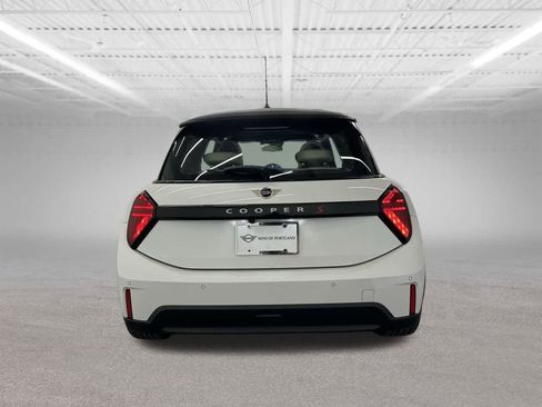 New 2025 MINI Cooper S image 4