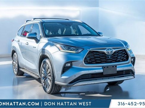 Used 2020 Toyota Highlander Platinum image 40