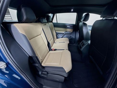 Used 2022 Volkswagen Atlas Cross Sport SE image 29