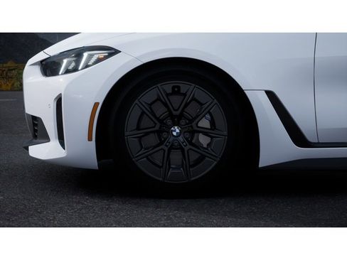 New 2026 BMW i4 eDrive40 image 7