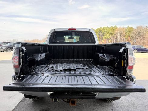 Used 2009 Toyota Tacoma 4x4 Access Cab V6 image 46