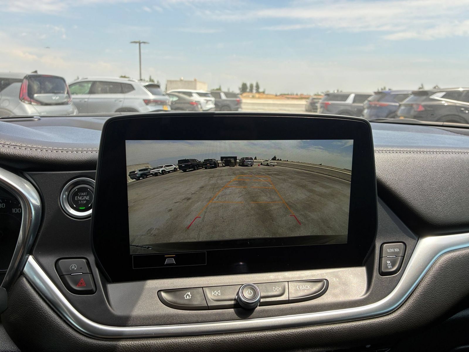 Used 2025 Chevrolet Blazer LT FWD image 24