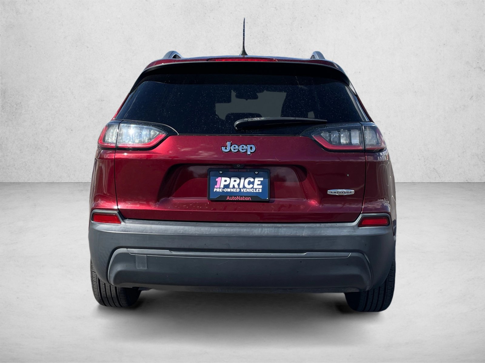 Used 2019 Jeep Cherokee Latitude w/ Popular Appearance Group FWD image 6