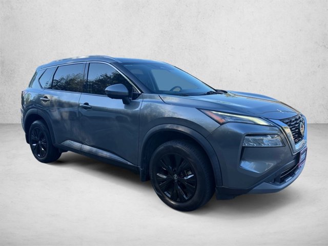 Used 2021 Nissan Rogue SV w/ Premium Package FWD image 3