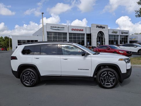 New 2026 Jeep Cherokee Limited AWD/4WD image 2