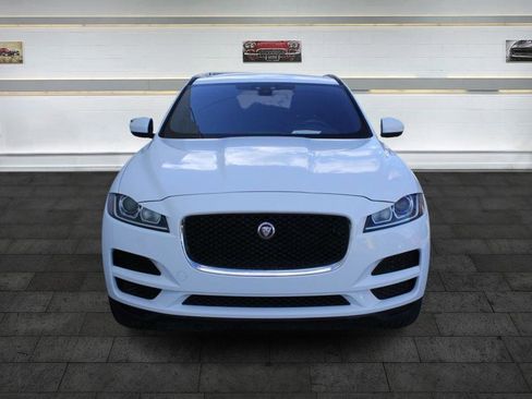 Used 2017 Jaguar F-PACE Premium AWD/4WD image 2