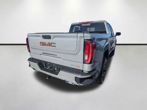 Used 2024 GMC Sierra 1500 AT4 w/ Technology Package AWD/4WD image 3