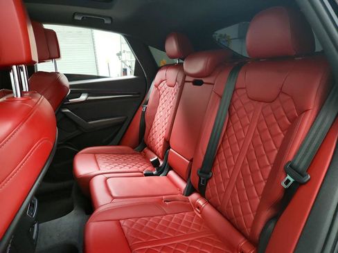 Used 2022 Audi SQ5 Prestige w/ Prestige Package AWD/4WD image 25