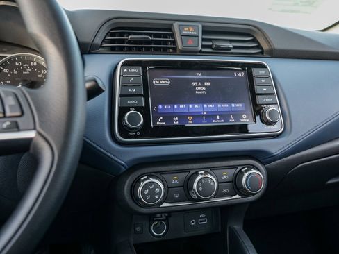 New 2025 Nissan Versa SV image 33