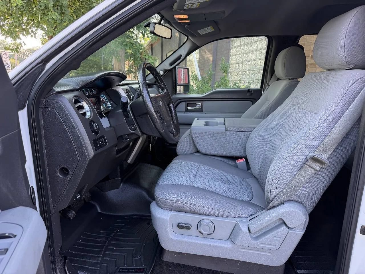 Used 2013 Ford F150 XLT w/ Luxury Equipment Group AWD/4WD image 15