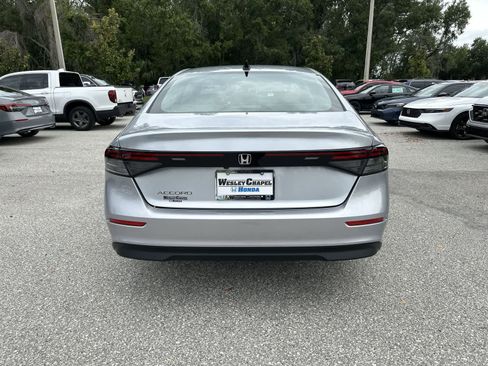 Used 2025 Honda Accord SE image 5