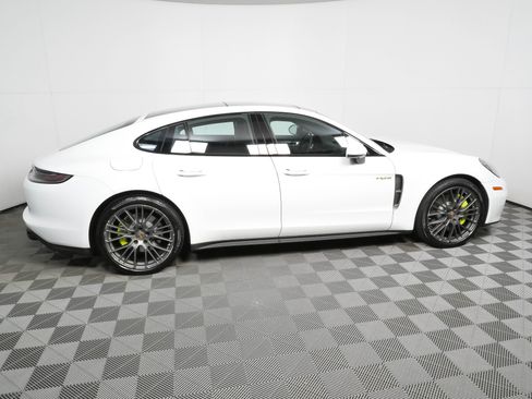 Certified 2023 Porsche Panamera AWD/4WD image 28