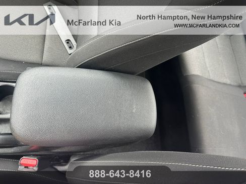 Used 2023 Kia Forte LXS w/ LXS Technology Package FWD image 11