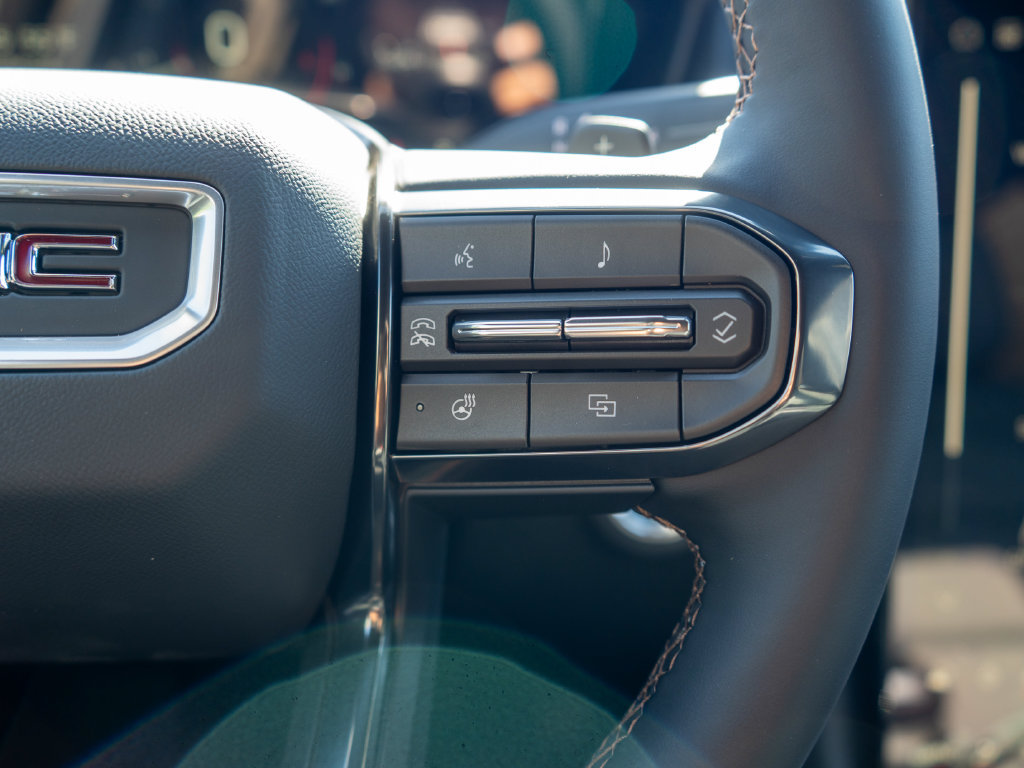 New 2027 GMC Terrain AT4 w/ Convenience Package III AWD/4WD image 19