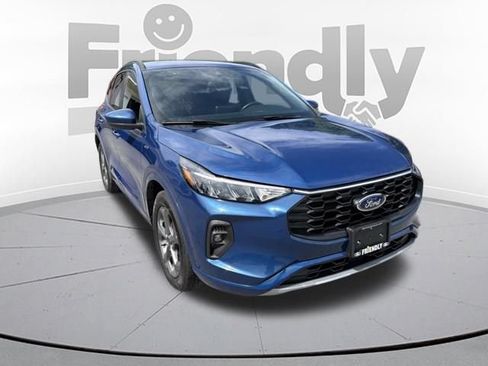 Used 2023 Ford Escape ST-Line Select AWD/4WD image 11