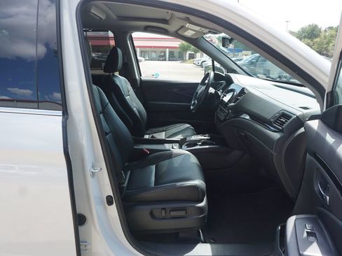 Used 2022 Honda Pilot Touring image 21