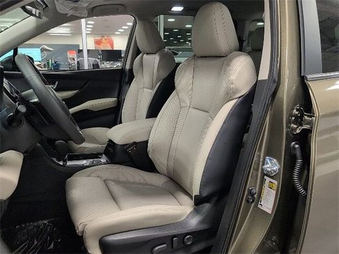 New 2025 Subaru Ascent Limited image 10