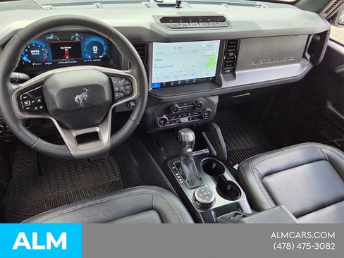 Used 2025 Ford Bronco Badlands AWD/4WD image 8