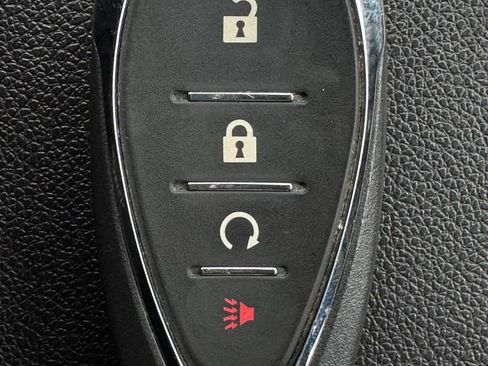 Used 2025 Chevrolet TrailBlazer LT AWD/4WD image 31