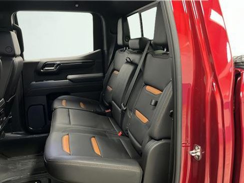 Used 2022 GMC Sierra 1500 AT4 w/ AT4 Premium Package image 10