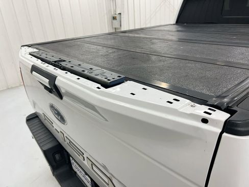 Used 2018 Ford F150 XLT w/ Equipment Group 302A Luxury AWD/4WD image 32