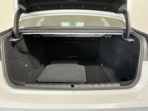 Used 2024 BMW i7 eDrive50 w/ M Sport Package RWD image 28