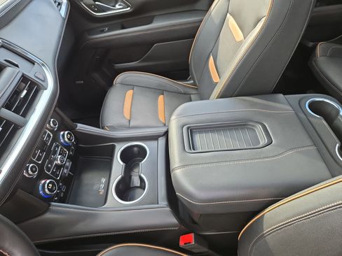 Used 2023 GMC Yukon AT4 w/ AT4 Premium Package AWD/4WD image 42