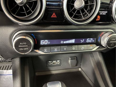 Used 2020 Nissan Sentra SV FWD image 30