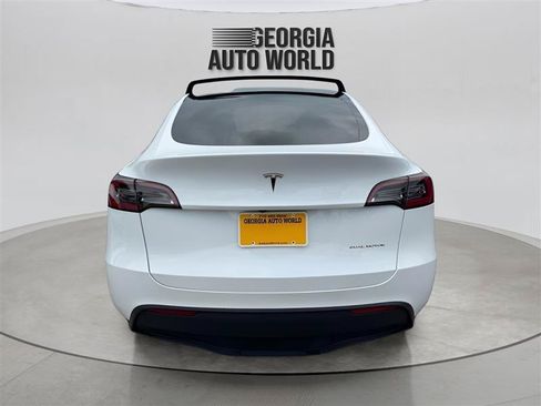 Used 2023 Tesla Model Y Long Range AWD/4WD image 13