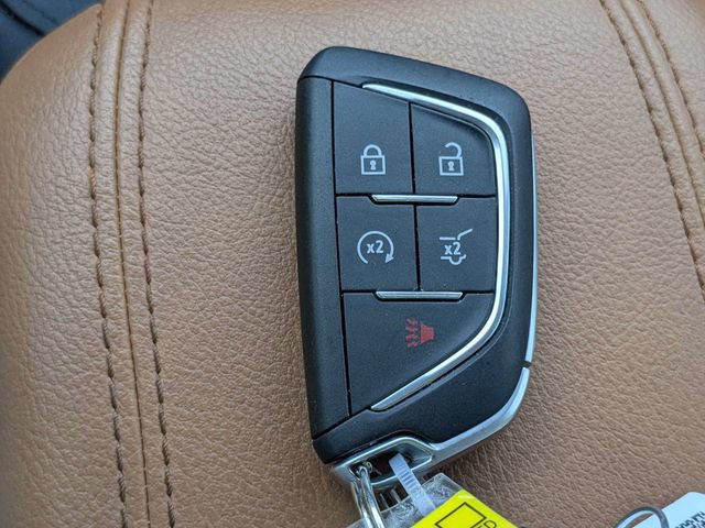 Used 2024 Cadillac XT4 Sport AWD/4WD image 33