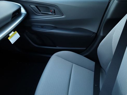 New 2026 Toyota Prius LE image 9