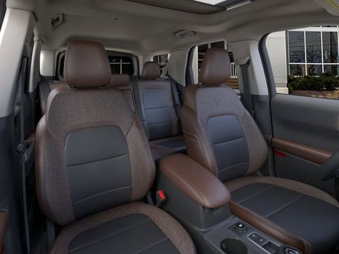 New 2025 Ford Bronco Sport Outer Banks w/ Outer Banks Tech Package+ AWD/4WD image 10