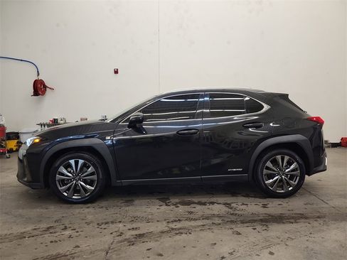 Used 2020 Lexus UX 250h F Sport image 7