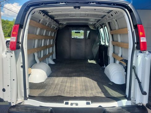 Certified 2025 Chevrolet Express 2500 w/ Driver Convenience Package RWD image 11