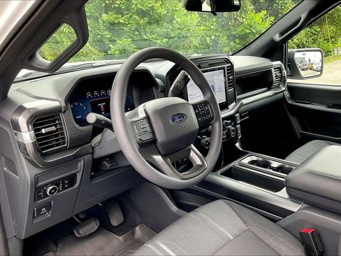 Used 2026 Ford F150 STX w/ F-150 LOBO Package AWD/4WD image 14