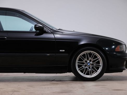 Used 2003 BMW M5 image 12