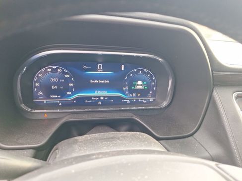 Certified 2022 Chevrolet Tahoe Z71 w/ Z71 Off-Road Package image 38