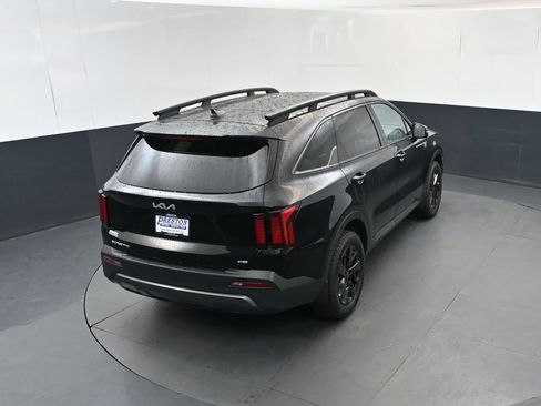 Certified 2023 Kia Sorento S w/ Panoramic Sunroof Package AWD/4WD image 32